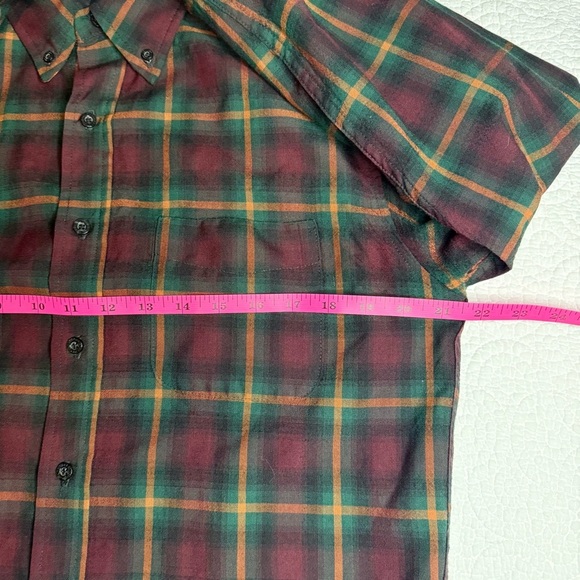 Pendleton Casual Red and Green Plaid Shirt size Medium - Picture 9 of 16